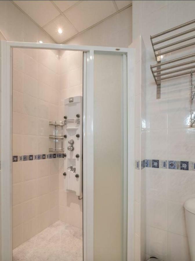 Han Krum 2 Bedroom Central Flat Sofia Ngoại thất bức ảnh